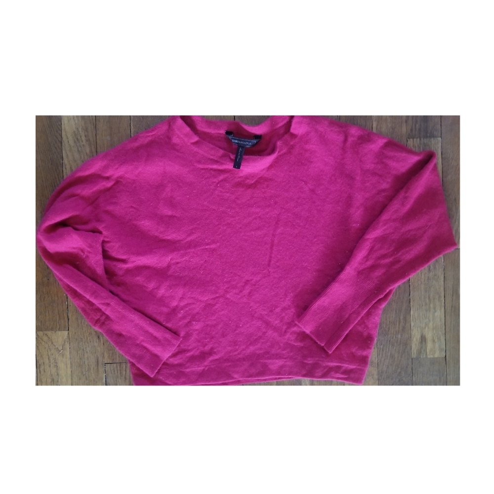 Red BCBG Cropped sweater